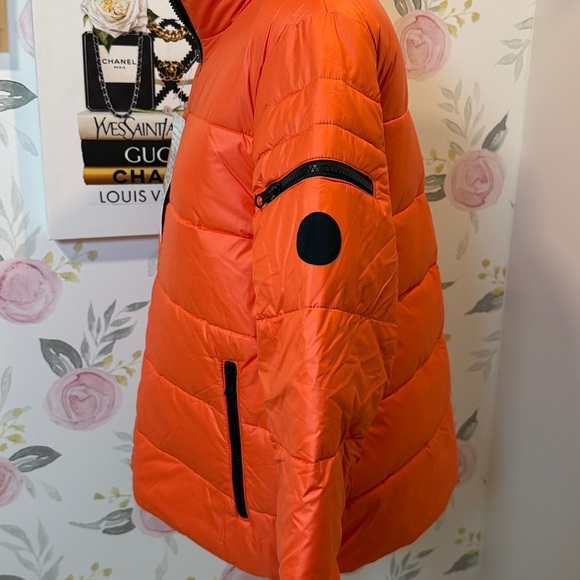 Outerknown Active Puffer Jacket Orange - Picture 4 of 4